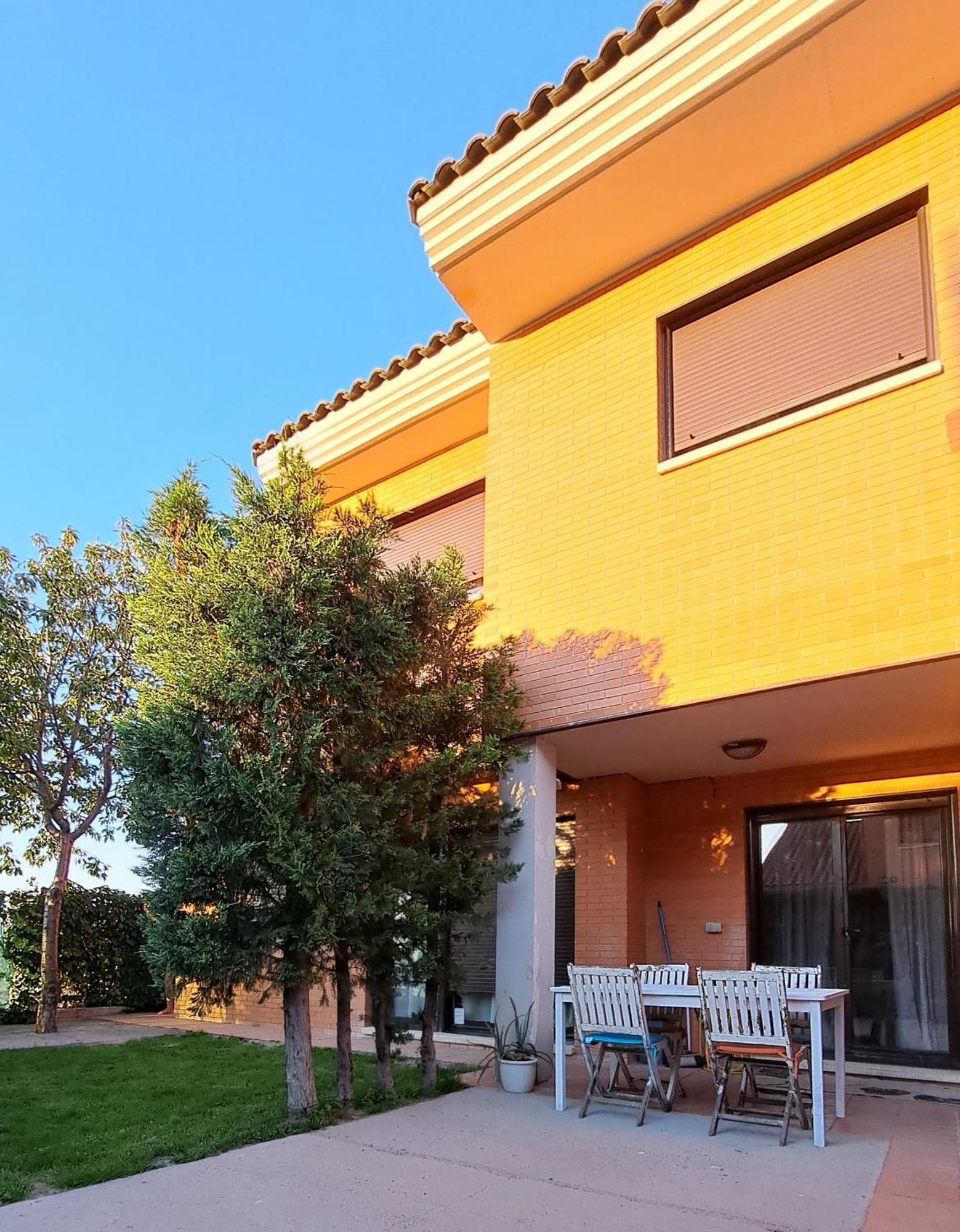 Villa La Casa Del Cipres Aldeamayor de San Martin Exterior foto